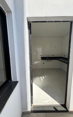 Casa à venda com 95m², 3 quartos e 2 vagas Casa à venda com 95m², 3 quartos e 2 vagasÁrea de Serviço