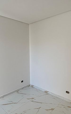 Casa à venda com 95m², 3 quartos e 2 vagas Casa à venda com 95m², 3 quartos e 2 vagasQuarto 1
