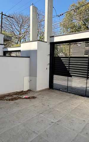 Casa à venda com 95m², 3 quartos e 2 vagas Casa à venda com 95m², 3 quartos e 2 vagasGaragem