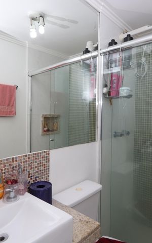 Apartamento à venda com 51m², 3 quartos e 1 vagaBanheiro Social