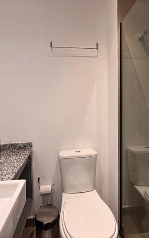 Studio à venda com 26m², 1 quarto e sem vaga Studio à venda com 26m², 1 quarto e sem vagaBanheiro