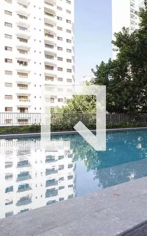 Studio à venda com 26m², 1 quarto e sem vaga Studio à venda com 26m², 1 quarto e sem vagaÁrea comum - Piscina