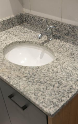 Apartamento para alugar com 39m², 2 quartos e sem vagaBanheiro