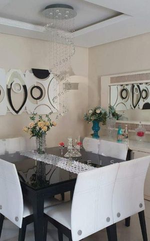 Casa à venda com 308m², 5 quartos e 2 vagas
