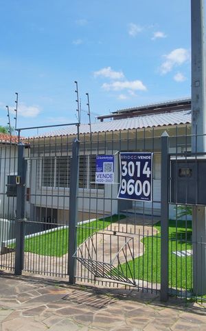 Casa à venda com 400m², 5 quartos e 3 vagasFachada
