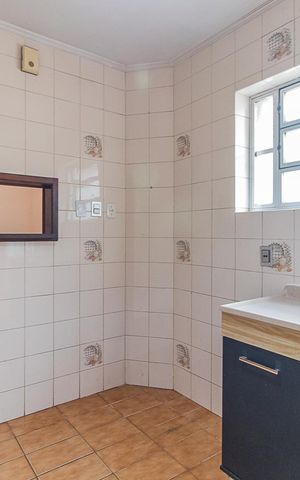 Apartamento à venda com 76m², 3 quartos e sem vagaCozinha e Área de Serviço
