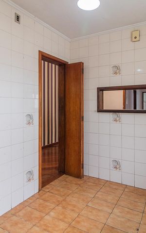 Apartamento à venda com 76m², 3 quartos e sem vagaCozinha e Área de Serviço