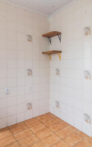 Apartamento à venda com 76m², 3 quartos e sem vagaCozinha e Área de Serviço