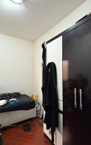Casa à venda com 264m², 5 quartos e sem vaga Casa à venda com 264m², 5 quartos e sem vagaQuarto casa 2