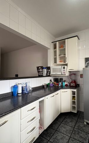 Casa à venda com 264m², 5 quartos e sem vaga Casa à venda com 264m², 5 quartos e sem vagaCozinha casa 2
