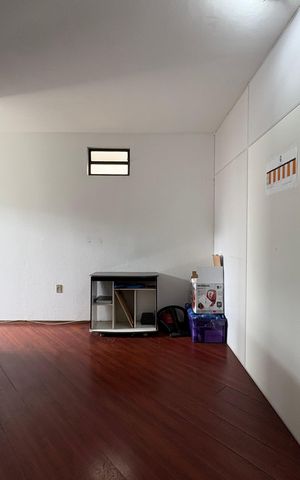 Casa à venda com 264m², 5 quartos e sem vaga Casa à venda com 264m², 5 quartos e sem vagaSala da casa 2