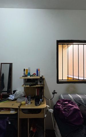 Casa à venda com 264m², 5 quartos e sem vaga Casa à venda com 264m², 5 quartos e sem vagaQuarto casa 2