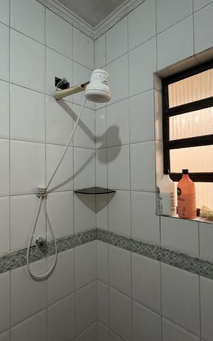 Casa à venda com 264m², 5 quartos e sem vaga Casa à venda com 264m², 5 quartos e sem vagaBanheiro casa 2