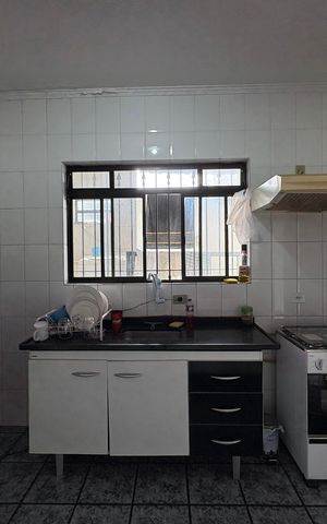 Casa à venda com 264m², 5 quartos e sem vaga Casa à venda com 264m², 5 quartos e sem vagaCozinha casa 2