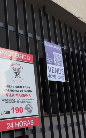 Apartamento à venda com 72m², 2 quartos e 1 vagaPlaca