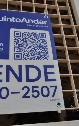 Casa à venda com 300m², 3 quartos e 2 vagasPlaca
