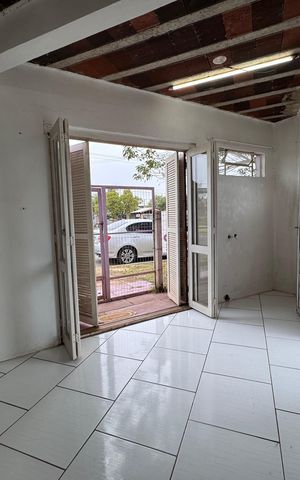 Casa para alugar com 24m², 1 quarto e 1 vaga Casa para alugar com 24m², 1 quarto e 1 vagaSala/Quarto