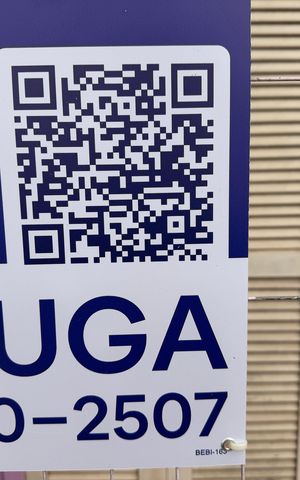 Casa para alugar com 24m², 1 quarto e 1 vaga Casa para alugar com 24m², 1 quarto e 1 vagaPlaquinha fachada