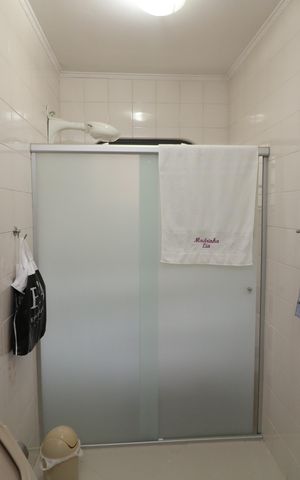 Casa à venda com 180m², 2 quartos e 2 vagasBanheiro Social 1