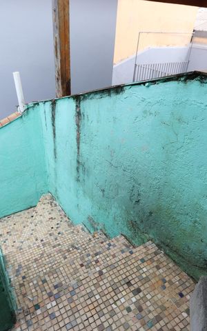 Casa à venda com 72m², 2 quartos e 1 vagaÁrea de Serviço