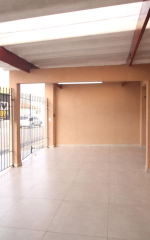 Casa à venda com 248m², 4 quartos e 2 vagasGaragem