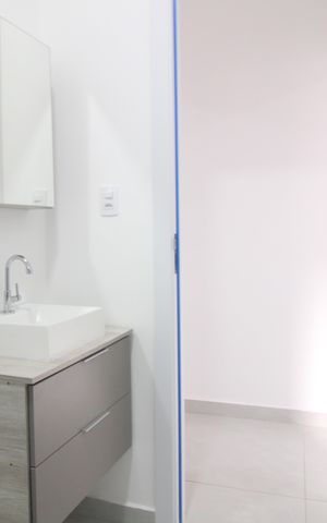 Casa à venda com 248m², 4 quartos e 2 vagasBanheiro Social