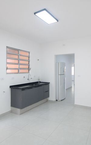 Casa à venda com 248m², 4 quartos e 2 vagasCozinha