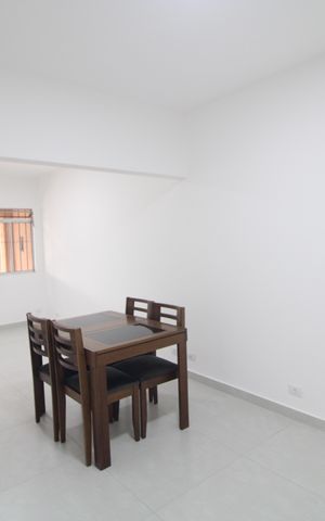 Casa à venda com 248m², 4 quartos e 2 vagasSala