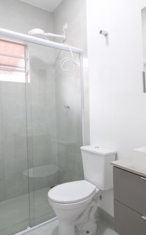 Casa à venda com 248m², 4 quartos e 2 vagasBanheiro Social