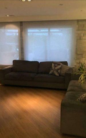 Casa à venda com 210m², 3 quartos e 4 vagas Casa à venda com 210m², 3 quartos e 4 vagasSala