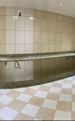 Casa à venda com 200m², 3 quartos e 2 vagas Casa à venda com 200m², 3 quartos e 2 vagasCozinha