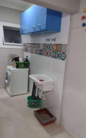 Casa à venda com 130m², 2 quartos e 3 vagas Casa à venda com 130m², 2 quartos e 3 vagasBanheiro
