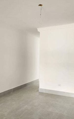 Casa à venda com 220m², 2 quartos e 2 vagas Casa à venda com 220m², 2 quartos e 2 vagasSala