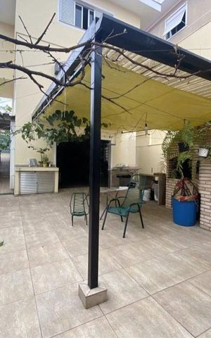 Casa à venda com 300m², 3 quartos e 4 vagas