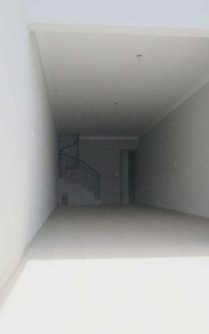 Casa à venda com 300m², 3 quartos e 4 vagas Casa à venda com 300m², 3 quartos e 4 vagasGaragem