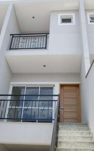 Casa à venda com 300m², 3 quartos e 4 vagas
