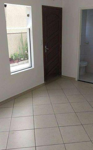 Casa à venda com 130m², 2 quartos e 2 vagasSala