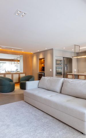 Apartamento à venda com 149m², 3 quartos e 2 vagas Apartamento à venda com 149m², 3 quartos e 2 vagasSala