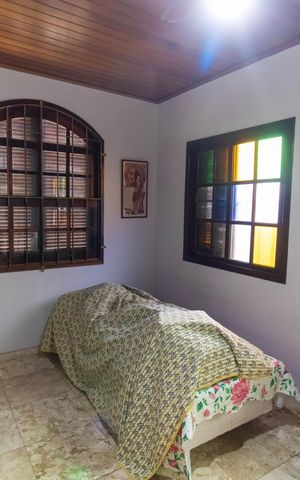 Casa de condomínio à venda com 567m², 4 quartos e 3 vagas Casa de condomínio à venda com 567m², 4 quartos e 3 vagasQuarto 2