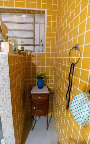 Casa de condomínio à venda com 567m², 4 quartos e 3 vagas Casa de condomínio à venda com 567m², 4 quartos e 3 vagasBanheiro da Suíte