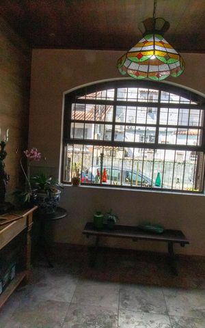 Casa de condomínio à venda com 567m², 4 quartos e 3 vagas Casa de condomínio à venda com 567m², 4 quartos e 3 vagasVista da Suíte