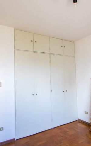 Apartamento à venda com 136m², 3 quartos e 2 vagas Apartamento à venda com 136m², 3 quartos e 2 vagasQuarto 1