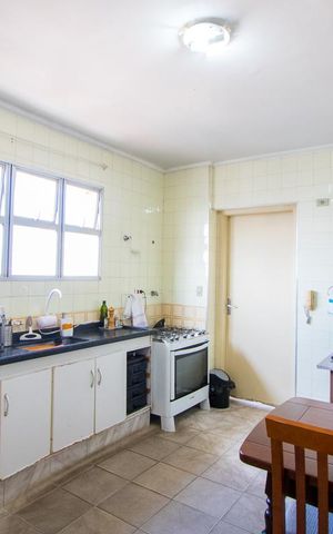 Apartamento à venda com 136m², 3 quartos e 2 vagas Apartamento à venda com 136m², 3 quartos e 2 vagasCozinha
