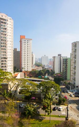 Apartamento à venda com 136m², 3 quartos e 2 vagas Apartamento à venda com 136m², 3 quartos e 2 vagasVista da sala