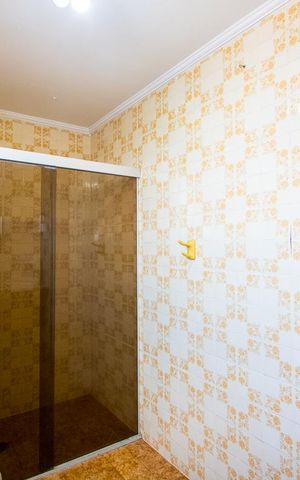 Apartamento à venda com 136m², 3 quartos e 2 vagas Apartamento à venda com 136m², 3 quartos e 2 vagasBanheiro da Suíte