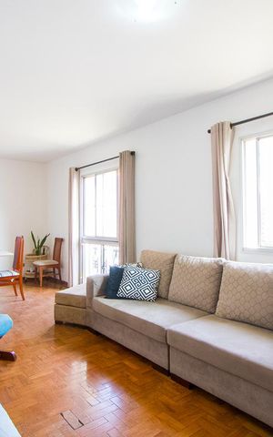 Apartamento à venda com 136m², 3 quartos e 2 vagas Apartamento à venda com 136m², 3 quartos e 2 vagasSala