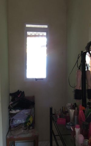 Casa à venda com 150m², 2 quartos e 2 vagasCorredor