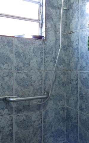 Casa à venda com 150m², 2 quartos e 2 vagasBanheiro 2
