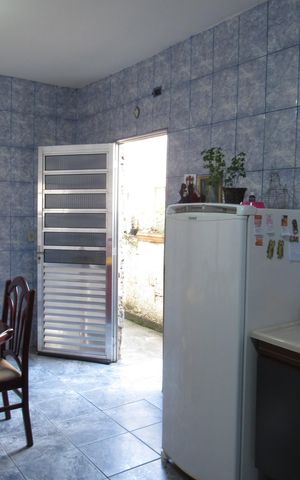 Casa à venda com 150m², 2 quartos e 2 vagasCozinha