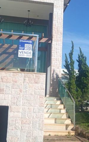 Casa de condomínio à venda com 450m², 6 quartos e 6 vagas Casa de condomínio à venda com 450m², 6 quartos e 6 vagasPlaca instalada - GPZI - 349 - 17/07/2025